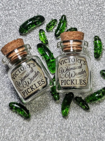Victory Whimsical Wonder Pickle Pillar